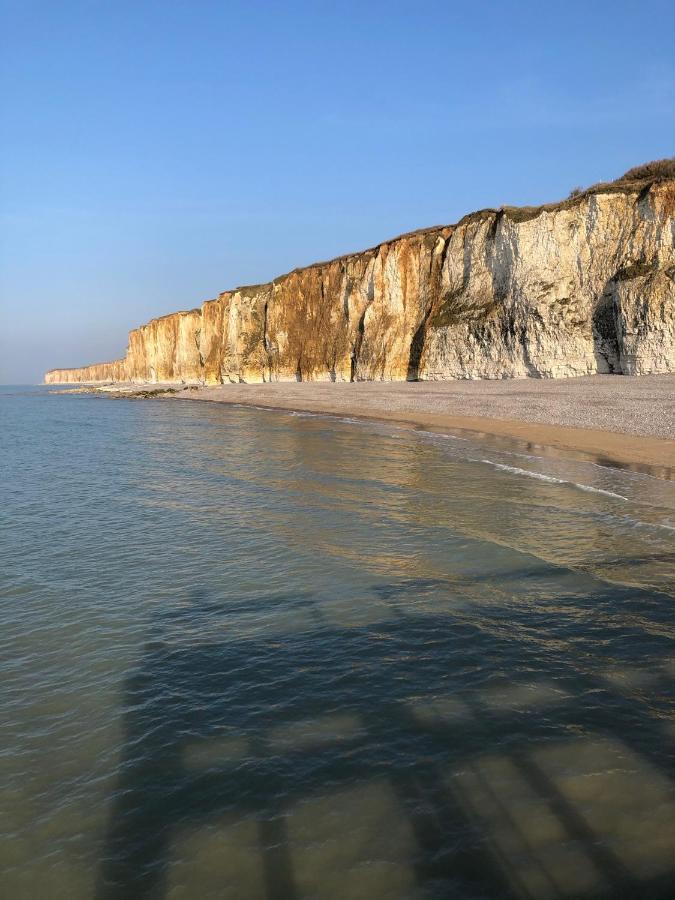 Joli Studio Meuble Proche De La Plage Вёль-ле-Роз Экстерьер фото